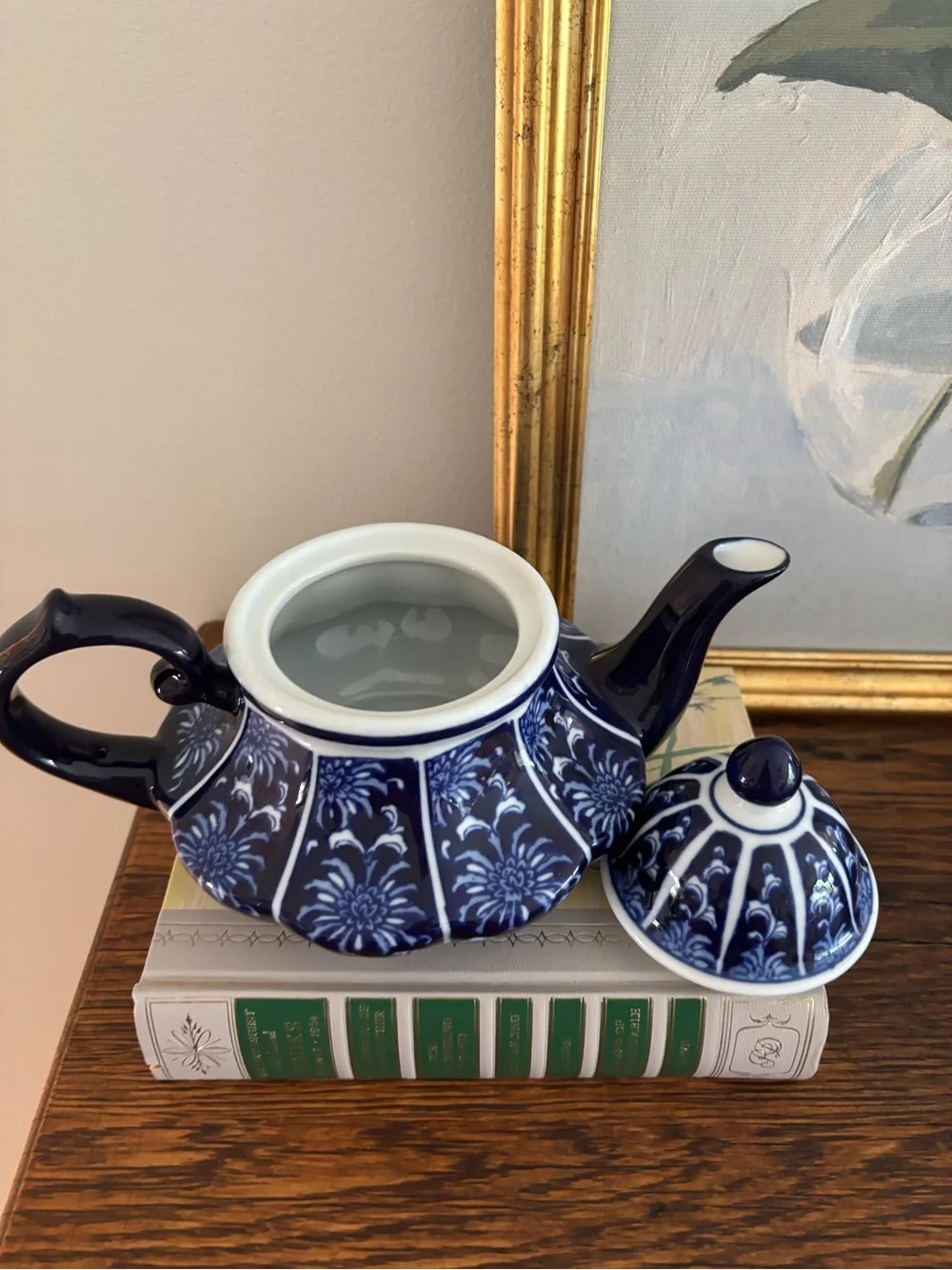 Bombay vintage blue and white teapot